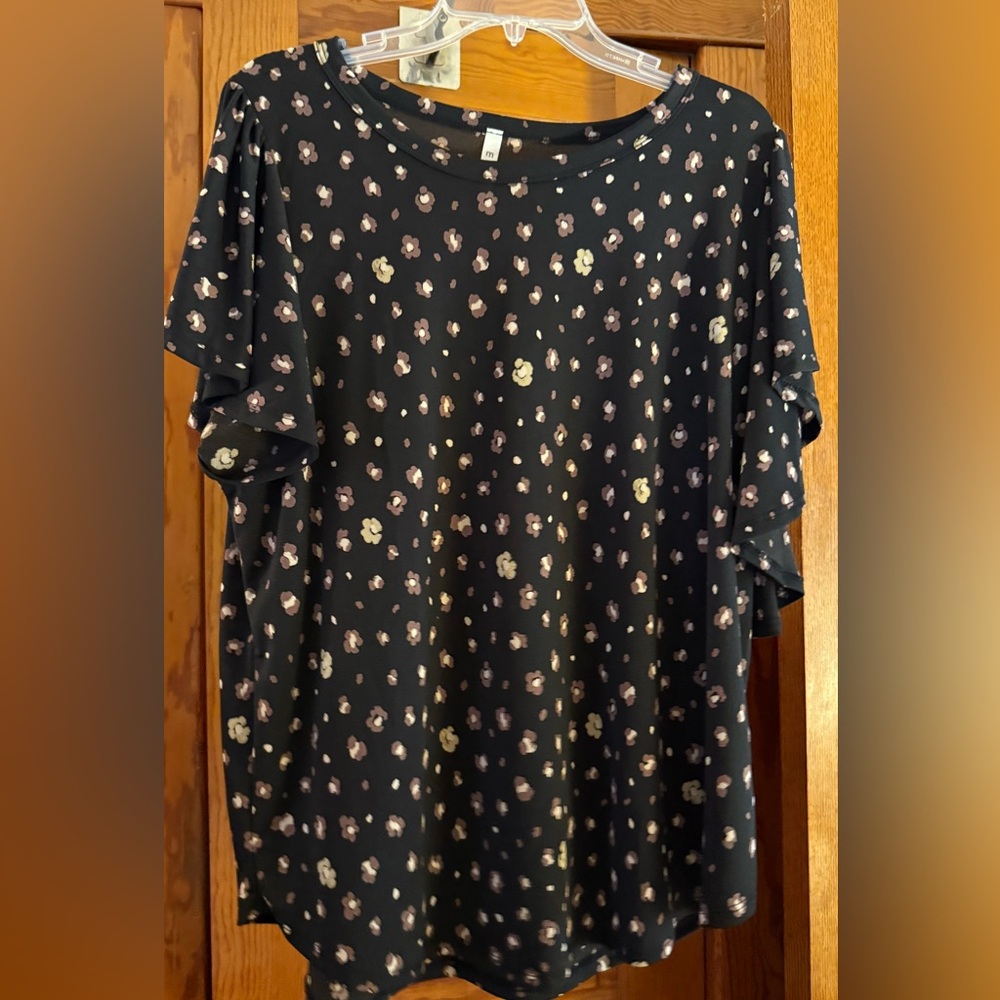 mts Black Boxy Short Sleeve Blouse